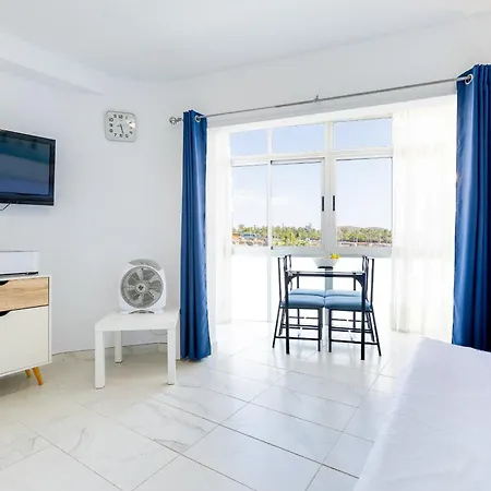 Apartment 313 Comfortable! Lasamericas, Swimming Pool,wi Fi